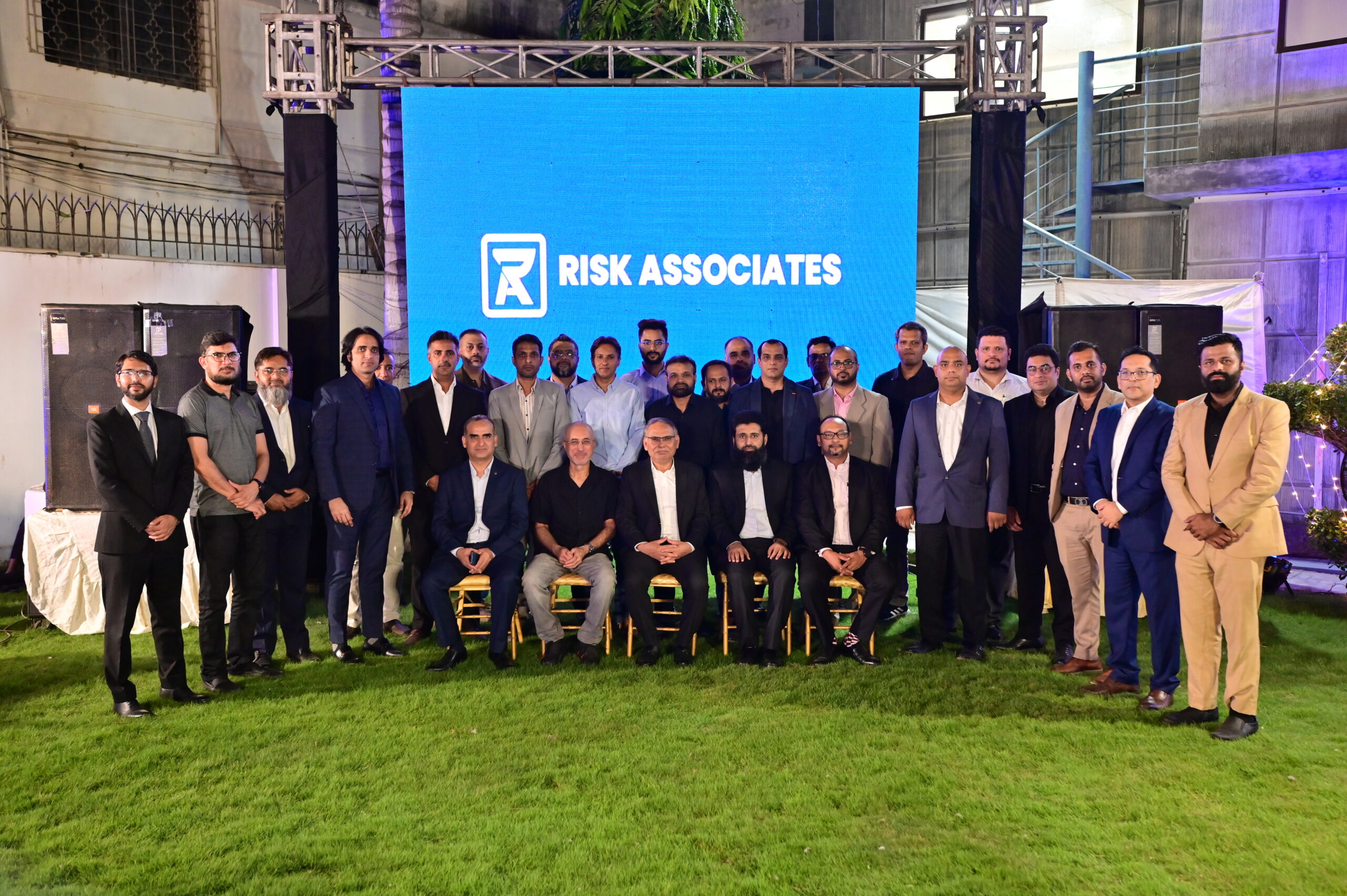 RISK ASSOCIATES HOSTS EXCLUSIVE EXECUTIVE DINNER AT KARACHI OFFICE COURTYARD